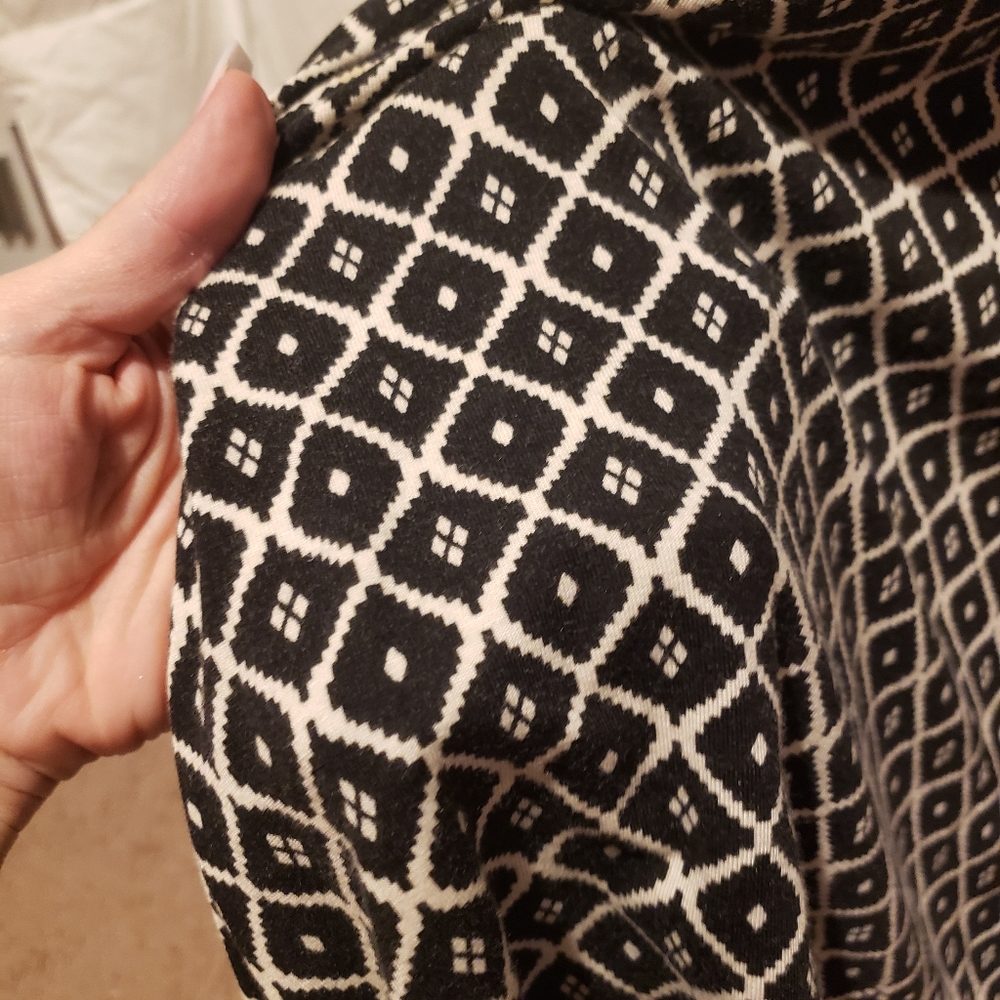 Dress - Picture 3 of 8